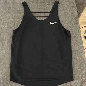 Women’s Nike Dri-Fit mesh tank, size S